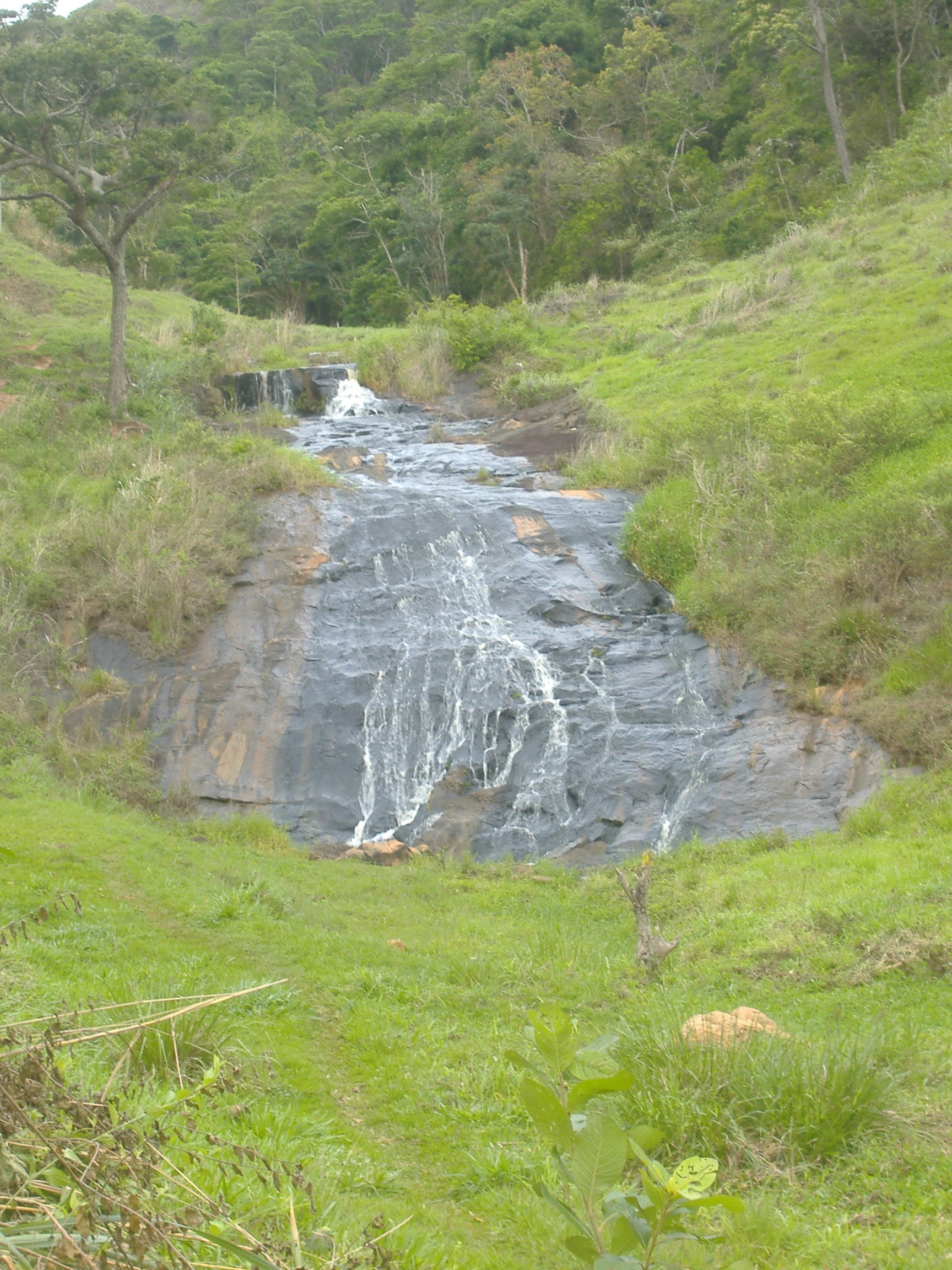 Bina's S.A  Cachoeira de Minas MG