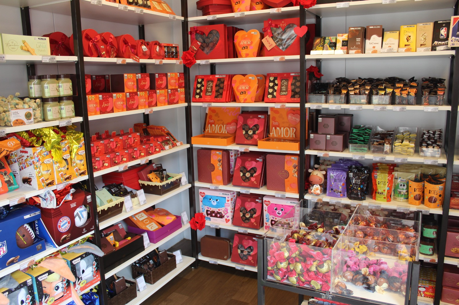 C & S CACAU CHOCOLATES