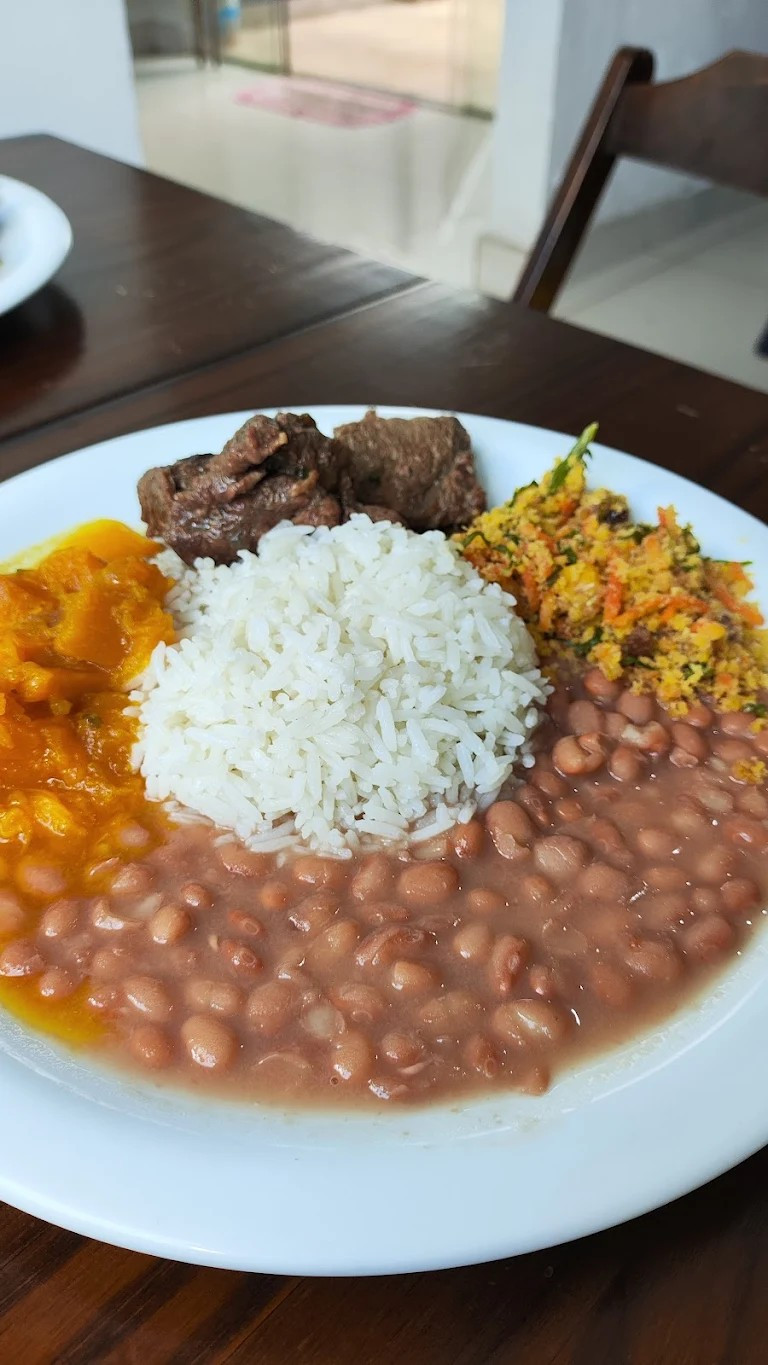 Panificadora e Restaurante Misterpão.