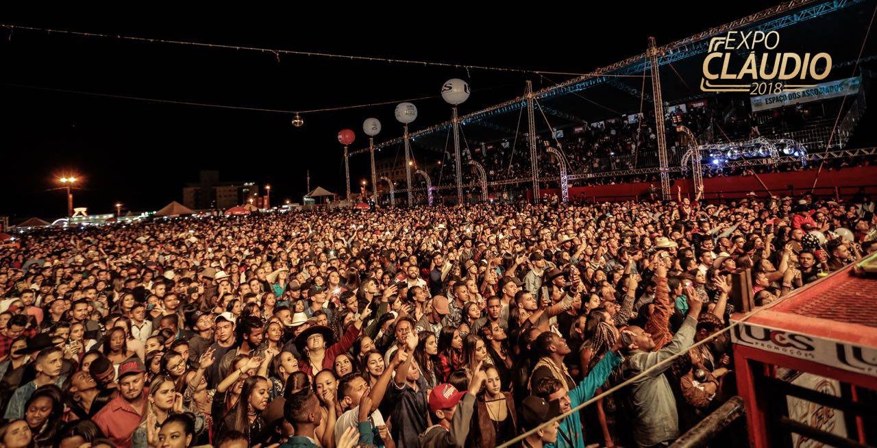 ExpoCláudio Rodeio Festival (@expoclaudio)